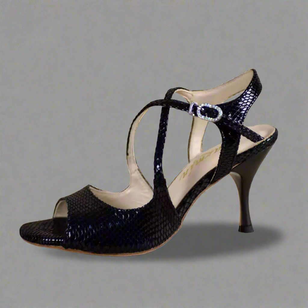 Handmade Tango Cowhide Leather Black Latin Dance Shoes with T-Strap – Tango Shoes Madame Pivot