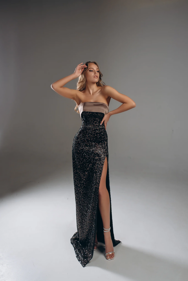 Black Gala Dresses with Strapless Bodice – Formal Evening Gown with Thigh-High Slit and Glamorous Detailing Plus Size - ILISE