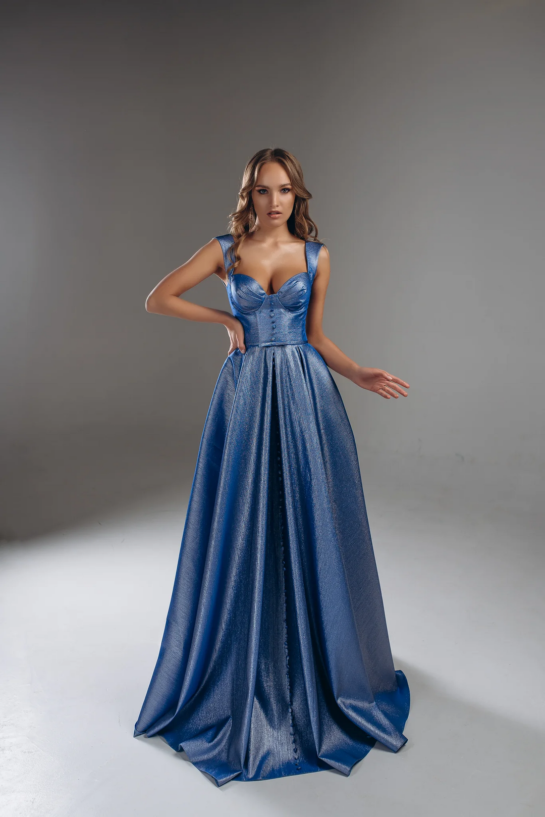 Blue Evening Gown with Sweetheart Neckline – Floor Length Gown with Structured Bodice and Flowing Skirt Plus Size - IVONE