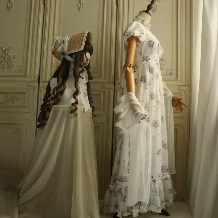 Floral Regency Era Dress in White Chiffon – Empire Waist Regency Gown with Puff Sleeves Plus Size