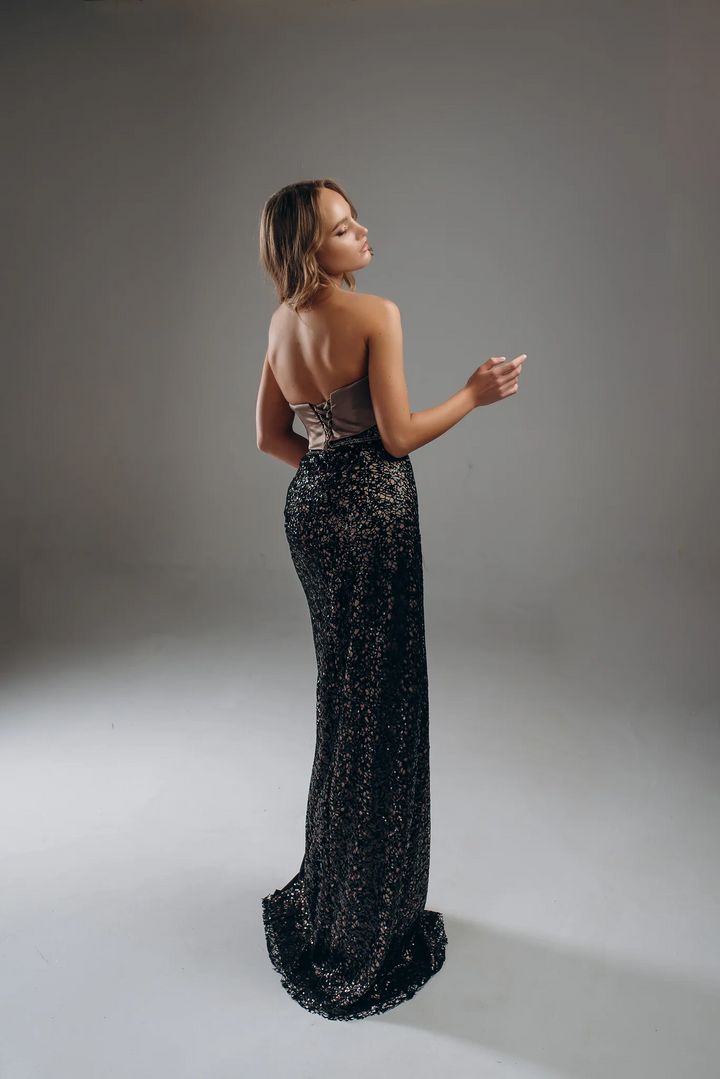 Black Gala Dresses with Strapless Bodice – Formal Evening Gown with Thigh-High Slit and Glamorous Detailing Plus Size - ILISE