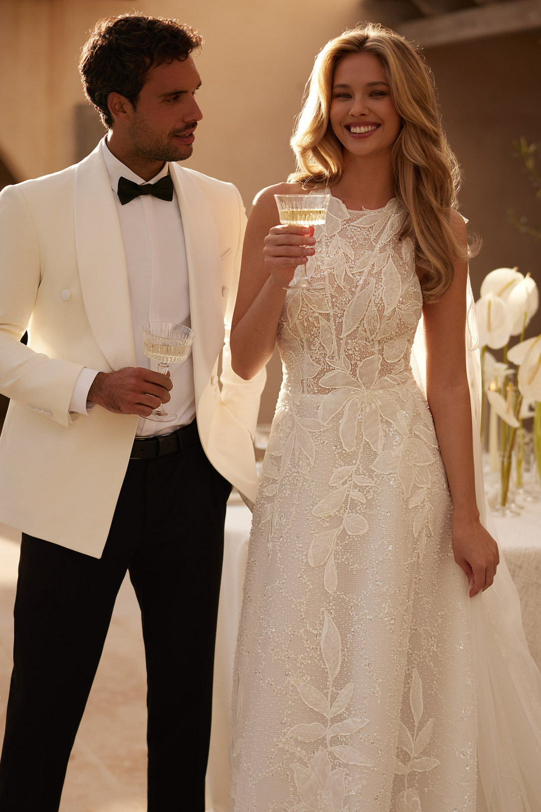 Ivory A Line Wedding Dress with Halter Neck and Open Back – Sleeveless Ball Gown Wedding Dress Plus Size