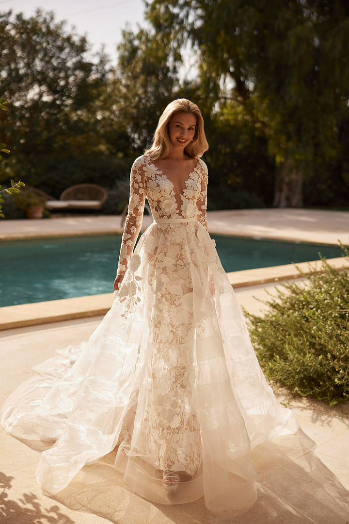 Nude Floral Lace Wedding Dress with Long Sleeves – Tulle Mermaid Wedding Gown with 3D Appliqué Plus Size