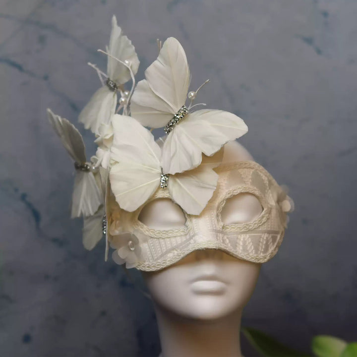 Vintage-Inspired Rococo Ivory Butterfly Mask – Elegant Lace Mardi Gras Mask for Masquerade Ball