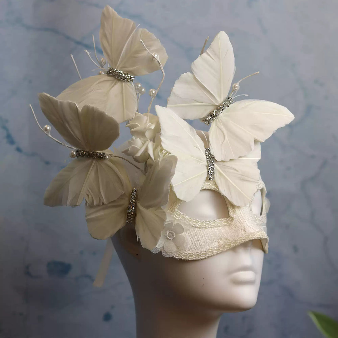 Vintage-Inspired Rococo Ivory Butterfly Mask – Elegant Lace Mardi Gras Mask for Masquerade Ball