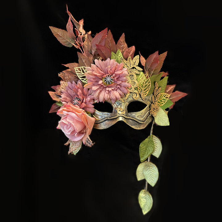 Vintage-Inspired Rococo Gold Masquerade Mask with Flowers and Leaves – Fancy Mardi Gras Mask for Masquerade