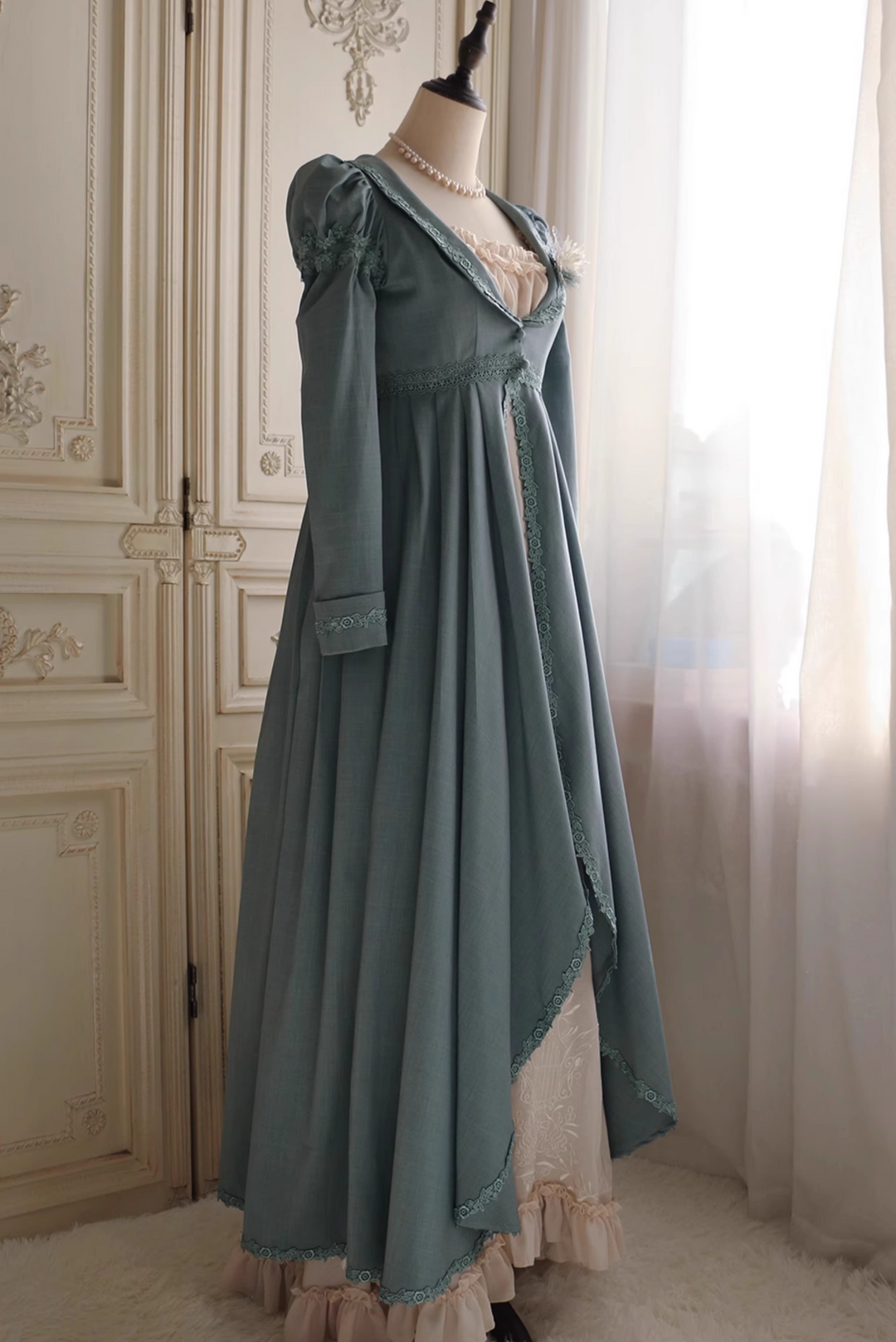 Dusty Blue Regency Era Dress – Long Sleeve Regency Gown with Empire Waist and Lace Trim Plus Size