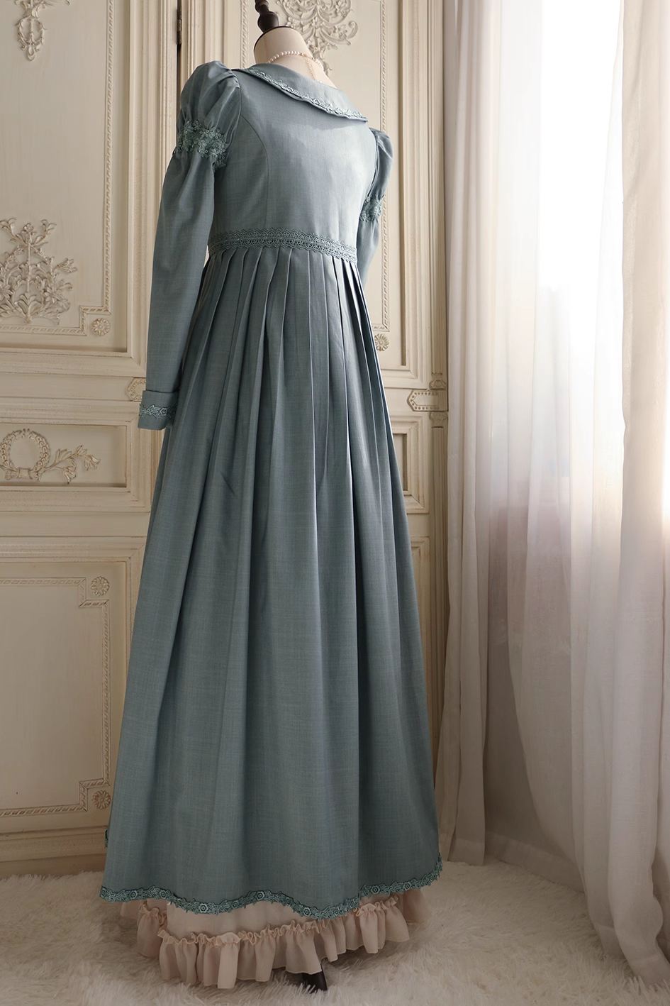 Dusty Blue Regency Era Dress – Long Sleeve Regency Gown with Empire Waist and Lace Trim Plus Size