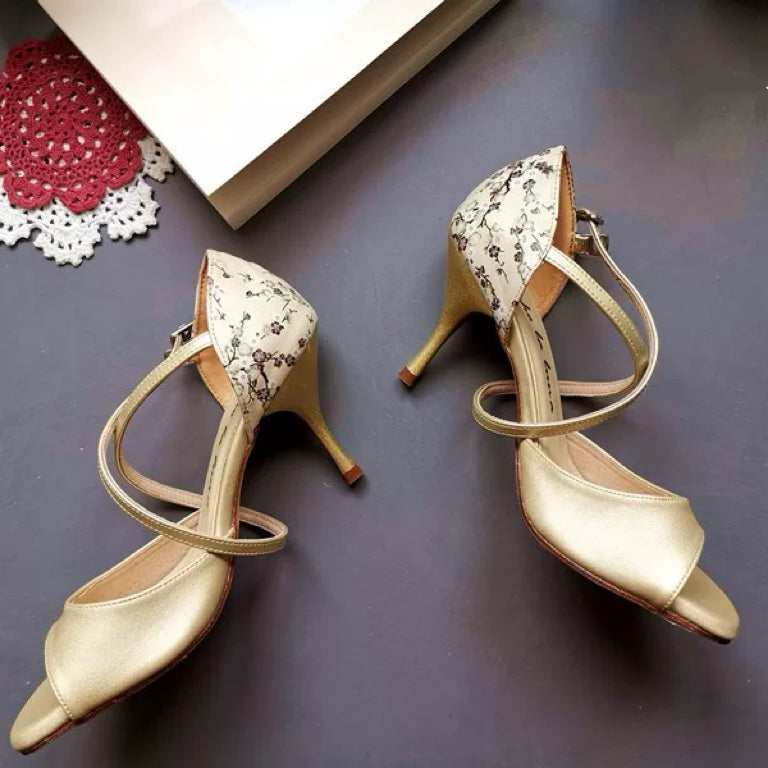 Floral Bloom – Handmade Leather Floral Tango Heels in White