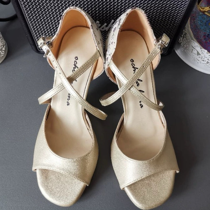 Floral Bloom – Handmade Leather Floral Tango Heels in White