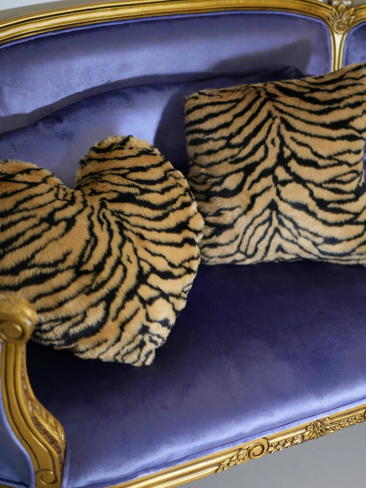 Handmade Faux Fur Tiger Print Throw Pillow – Plush Decorative Cushion for Living Room