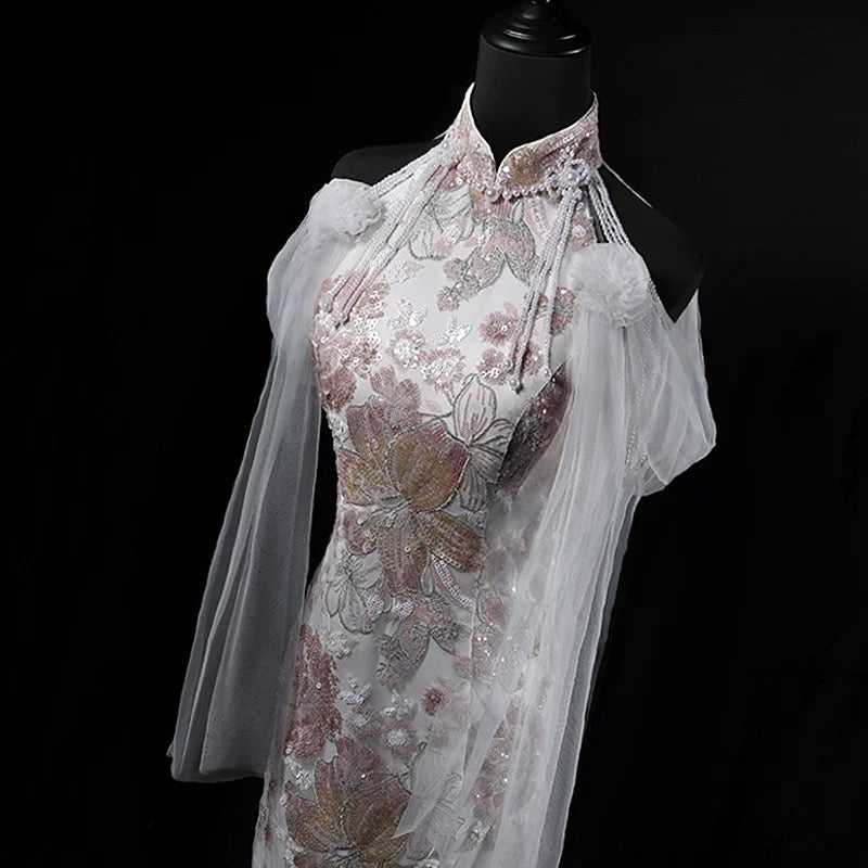Pink Cheongsam Dress with Floral Embroidery – Elegant Sleeveless Qipao with Sheer Draped Sleeves and Beaded Details Plus Size