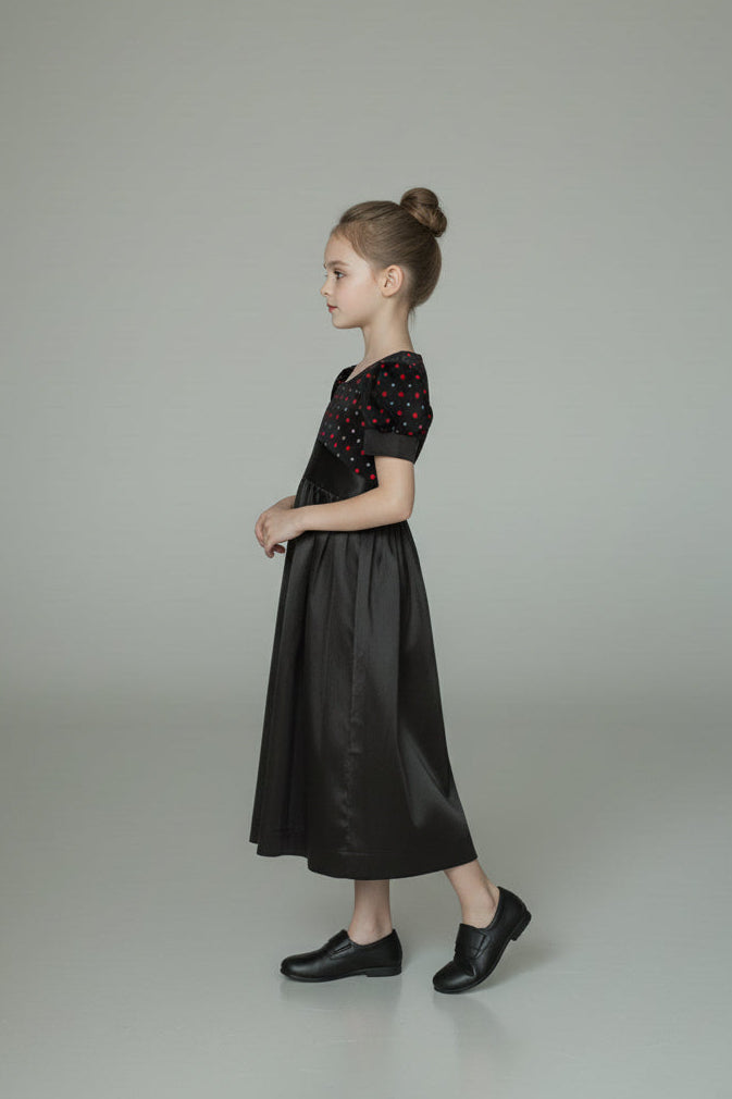 Regency Era Silver and Pink Empire Waist Satin and Jacquard Puff Sleeve Princess Dress – Bridgerton Inspired Children’s Gown Plus Size