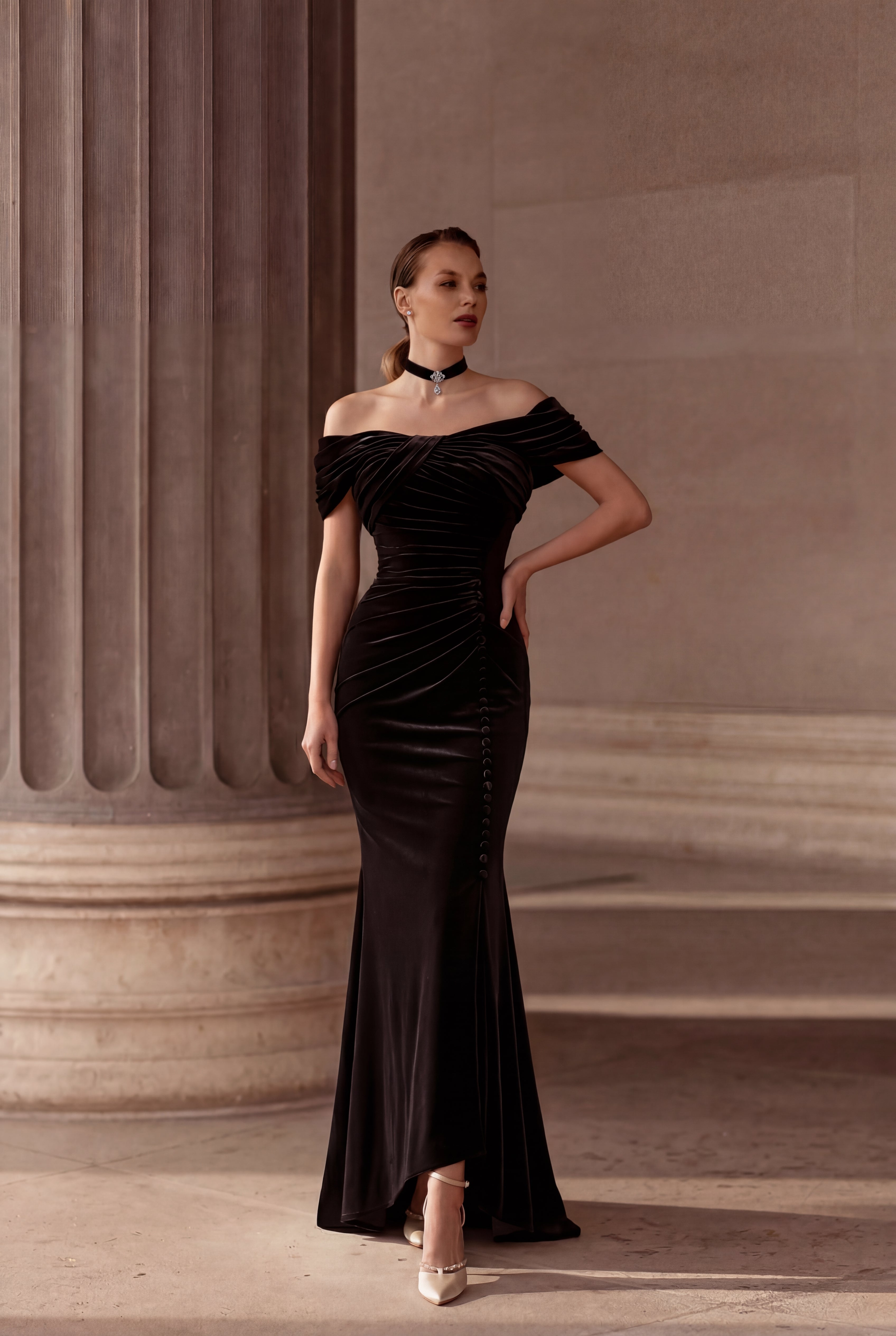 shape black corset detail long sleeve ruched midi dress Elegant Off Shoulder Gothic Black Dress With Corset Plus Size –  WonderlandByLilian