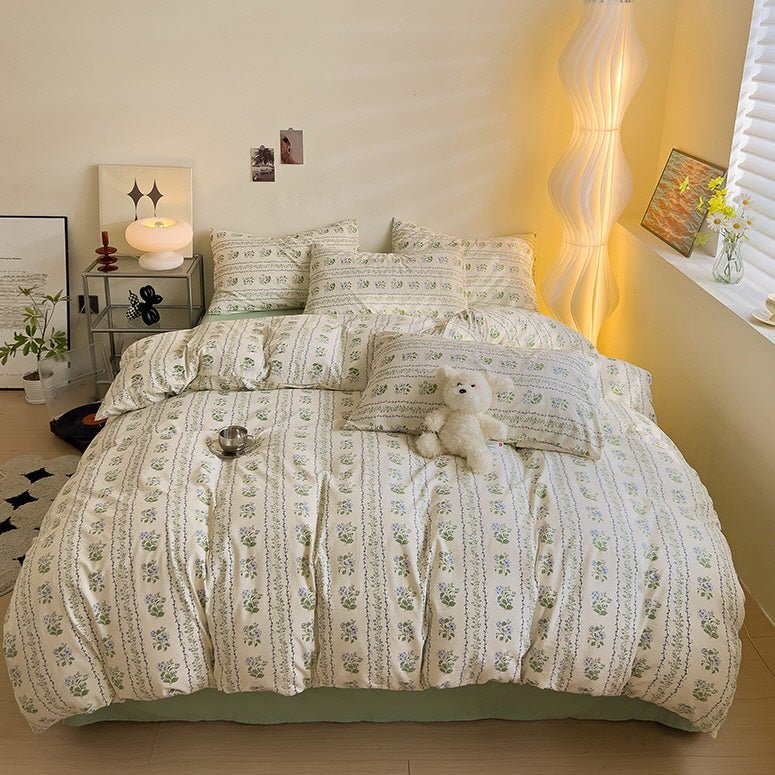 Cottage Style Green Floral Bedding Set - WonderlandByLilian