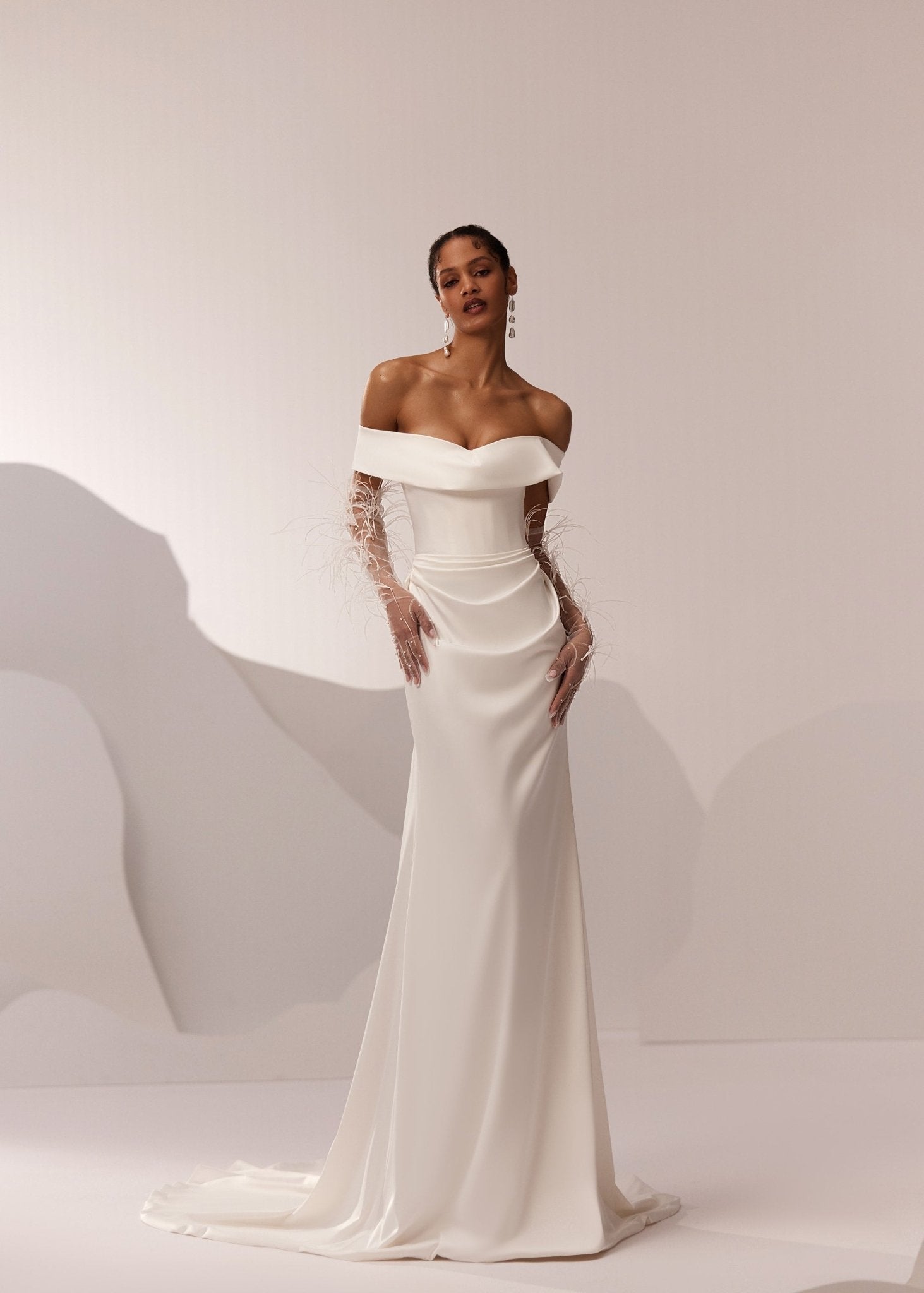 White Satin Off-Shoulder Wedding Dress with Sleek Floor-Length Train White Satin Off-Shoulder Wedding Dress with Sleek Floor-Length Train
