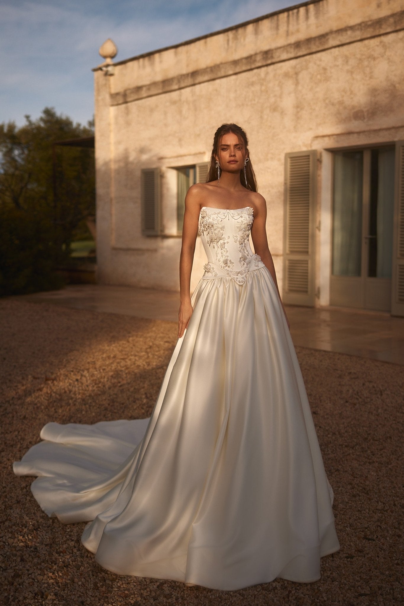 Exquisite Satin Strapless Wedding Gown with Luxury Lace-Up Corset and Embroidered Train Plus Size