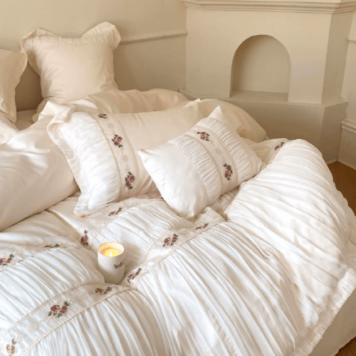 French Rose Silk Bedding Set - WonderlandByLilian