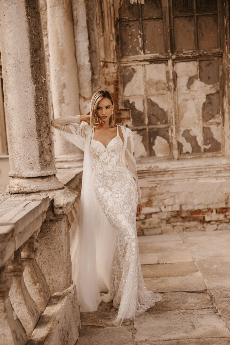 Ivory Lace Corset Back Wedding Dress - Tulle Mermaid Wedding Gown - Convertible Wedding Dress Plus Size - MATTEO Ivory Lace Corset Back Wedding Dress - Tulle Mermaid Wedding Gown - Convertible Wedding Dress Plus Size - MATTEO