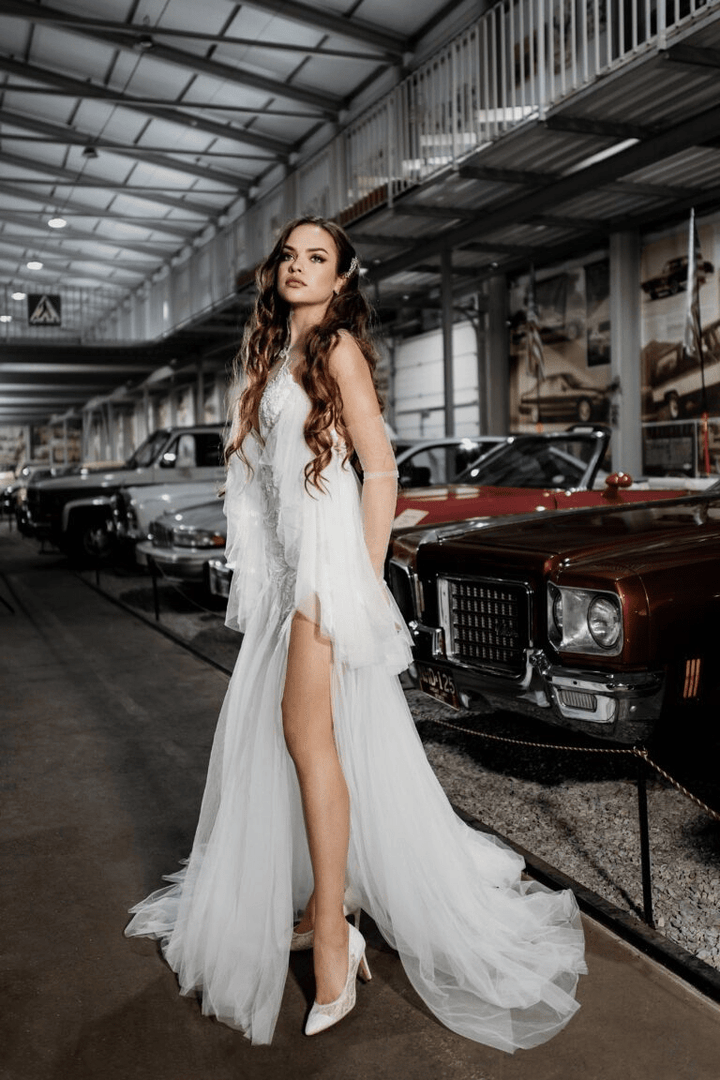 Ivory Sexy Summer Wedding Dress and Floral Applique Dress - Tulle Wedding Dress with V - Neck and High Slit Plus Size - MONROE - WonderlandByLilian