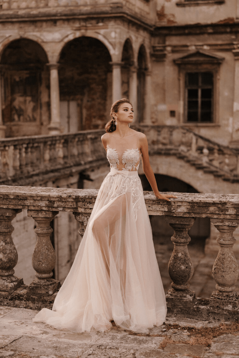 Ivory Sleeveless Wedding Dress with Bow - Wedding Dress with Tulle - Aline Ball Gown Wedding Dress Plus Size - ISABELLE Size 16W Ivory Sleeveless Wedding Dress with Bow - Wedding Dress with Tulle - Aline Ball Gown Wedding Dress Plus Size - ISABELLE Size 16W
