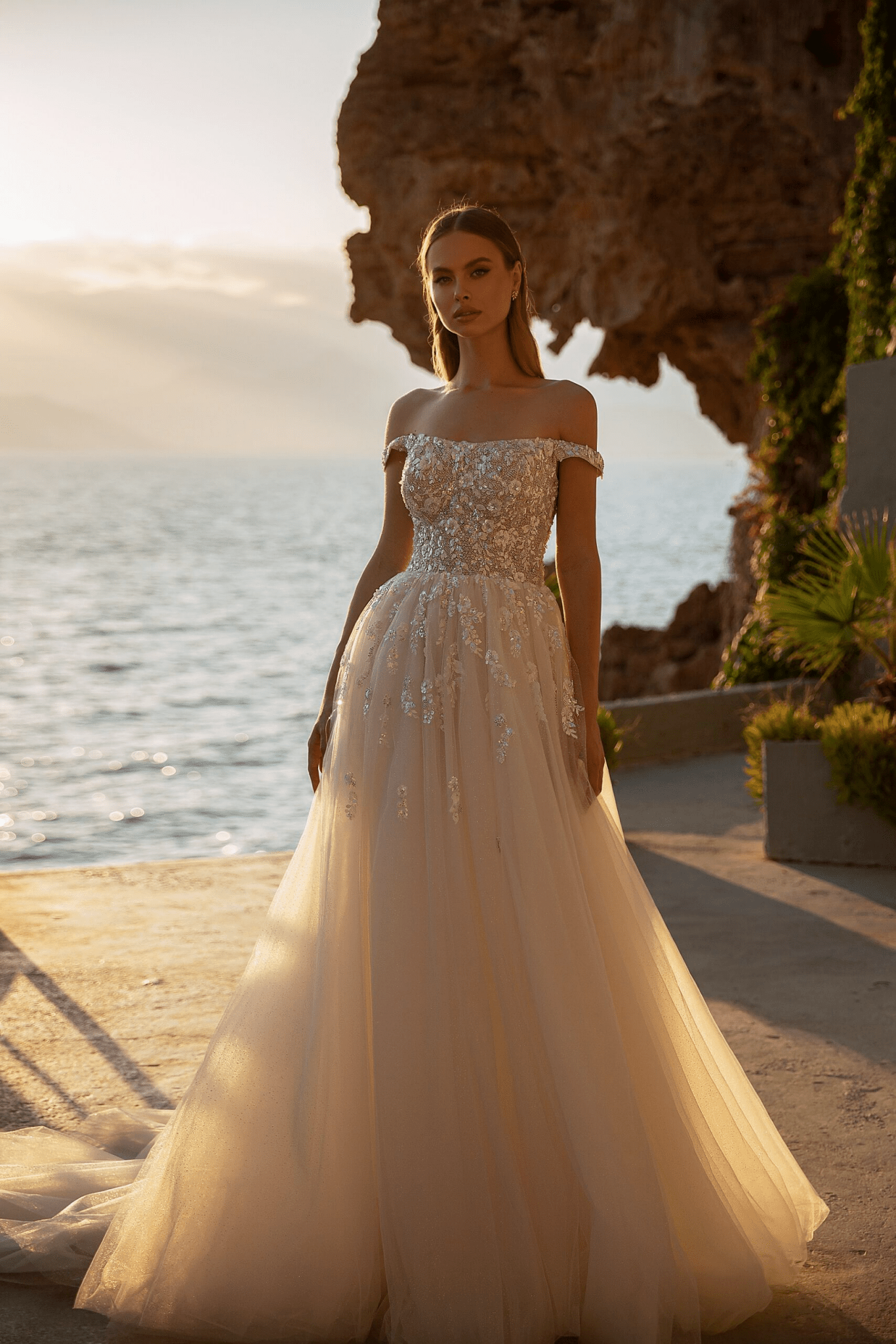 Wholesale Square Neck Sleeveless Bodycon Floor-Length Wedding Dress