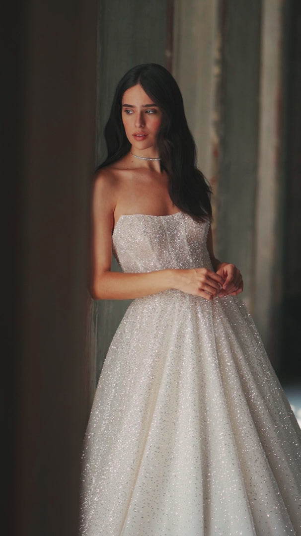 Ivory Lace A-Line Wedding Dress with Convertible Off-the-Shoulder Sleeves – Strapless Wedding Dress with Sequin and Long Train Plus Size
