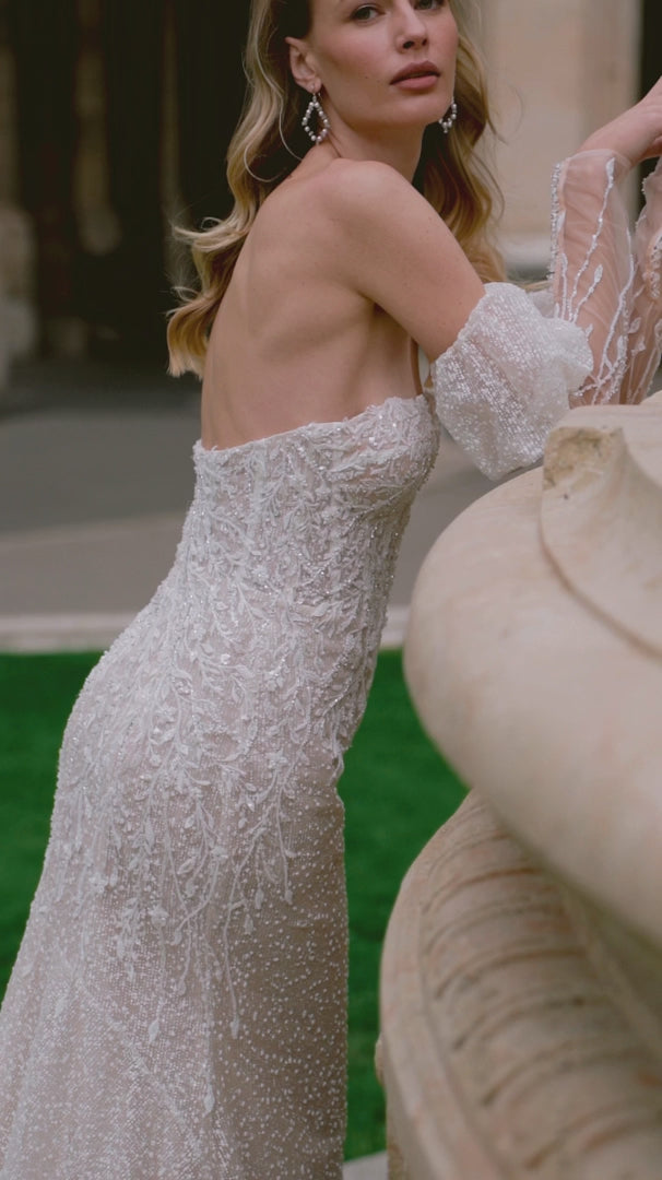 Strapless Wedding Dress with Convertible Sleeves – Mermaid Wedding Dress with Detachable Train and Nature-Inspired Details Plus Size