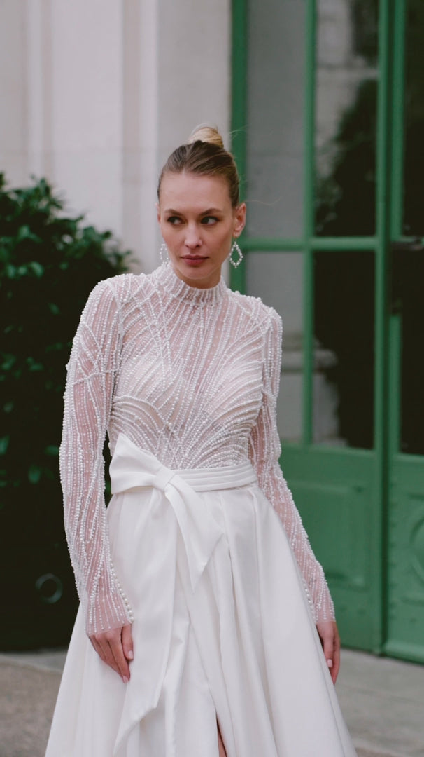 High Neck Wedding Dress with Long Sleeves – Bodice Wedding Dress with Side Bow and High Slit Skirt Plus Size