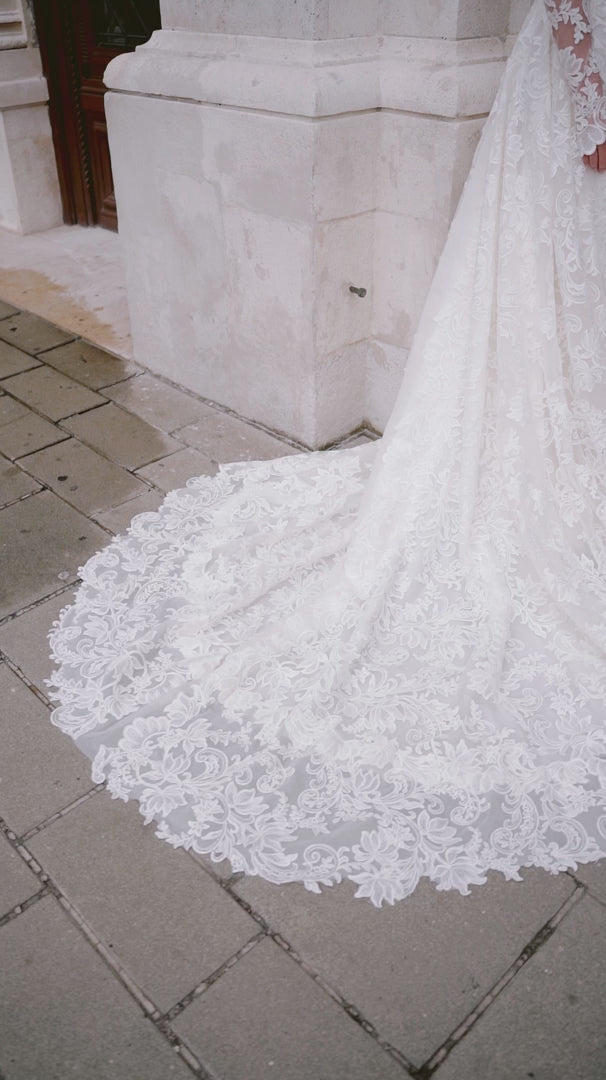High Neck Wedding Dress with Long Sleeves – Wedding Gown Open Back Lace    with Waist Bow Plus Size