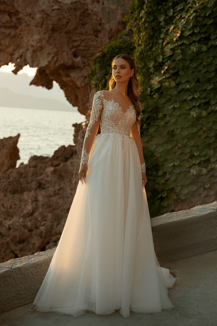 Sweetheart Neckline Wedding Dress with Long Sleeves - Long Sleeve Wedding Dress - Lace Bodice Wedding Gown Plus Size - WonderlandByLilian