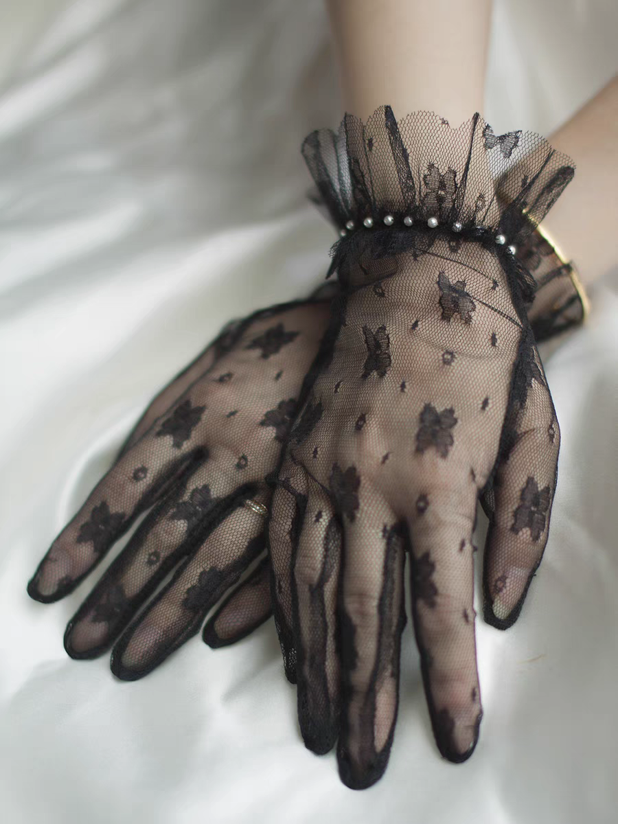 lace handschuhe Black Sheer Floral Lace Gloves with Pearl Accent