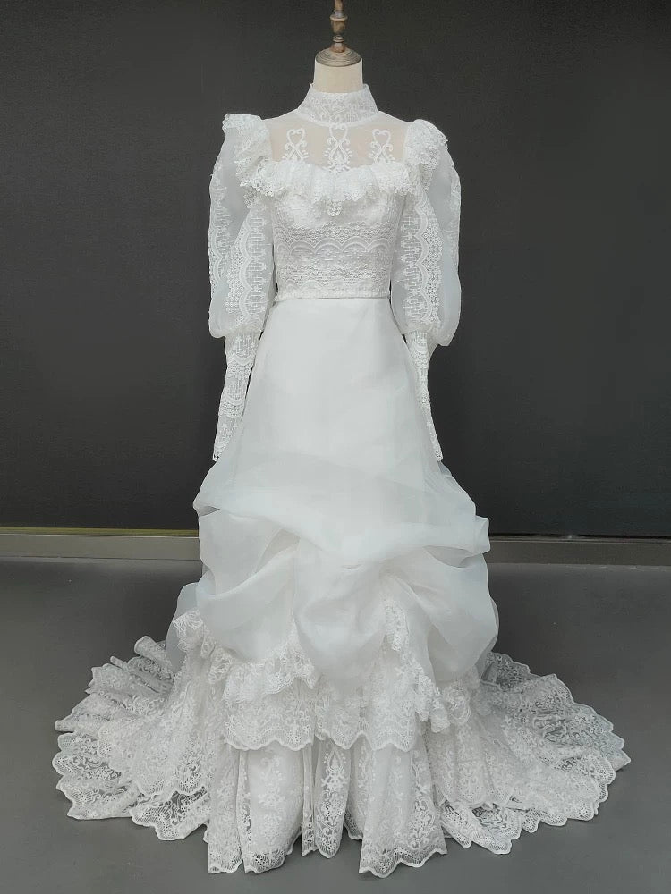 Antique White Modest Wedding Dress - Vintage Wedding Dress - French Style - WonderlandByLilian