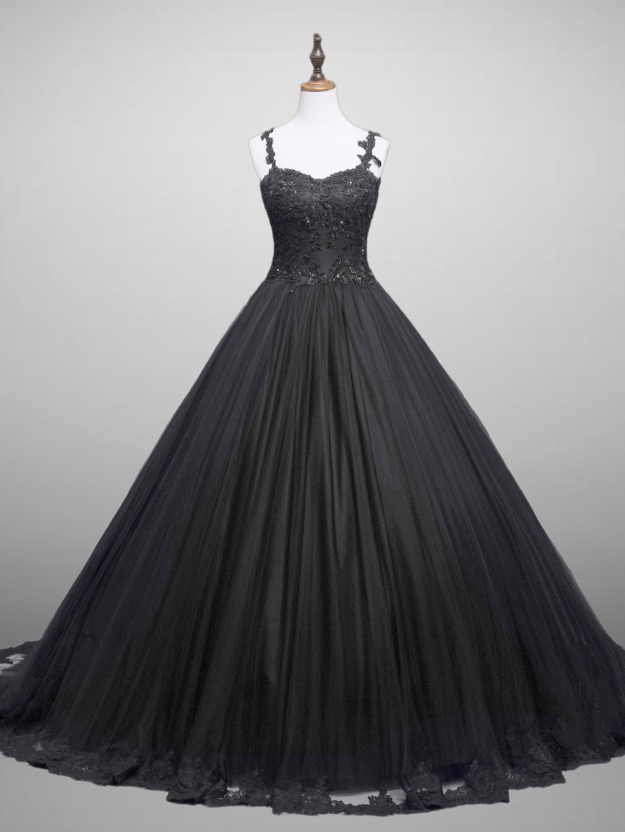 Classic Floral Embroided Gothic Black Lace Wedding Dress
