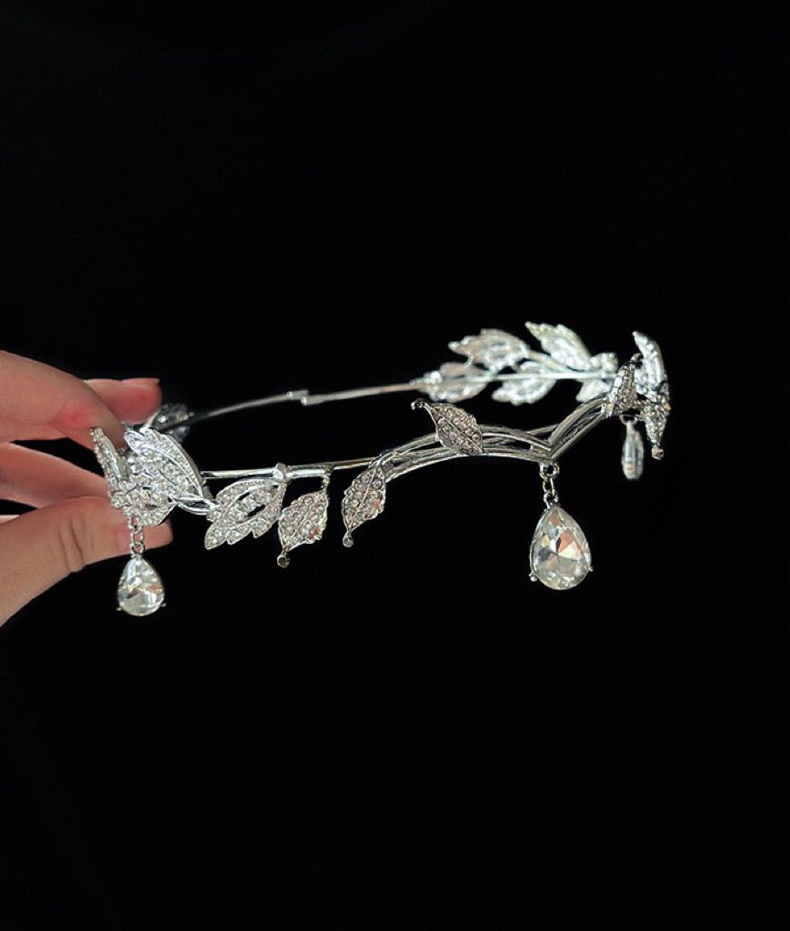 Bridal Silver Elegant Pendant Head Piece With Rhinestone
