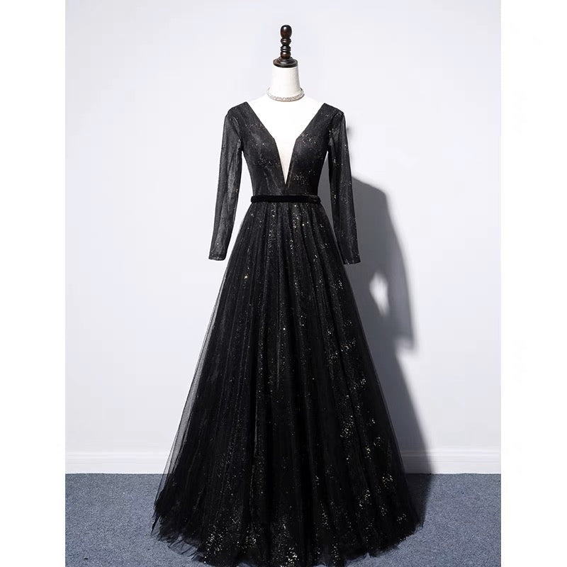 Gothic Black Lace V-neck Corset Wedding Dress With Long Sleeves - Plus Size - WonderlandByLilian