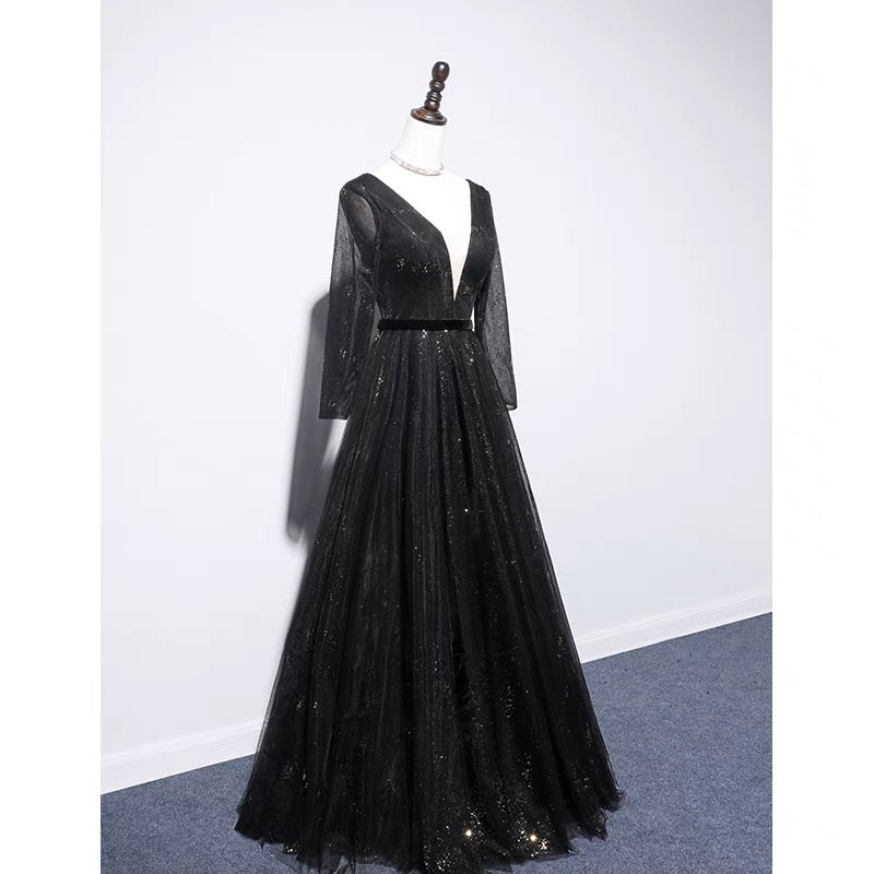 Gothic Black Lace V-neck Corset Wedding Dress With Long Sleeves - Plus Size - WonderlandByLilian