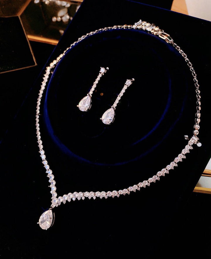 Luxurious Waterdrop Zircon Crystal Necklace Set - Minimalist Bridal Wedding Dress Accessories Jewelry Set - WonderlandByLilian