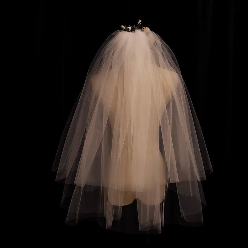 Simple Vintage Style Bridal Tulle Veil With Comb - WonderlandByLilian