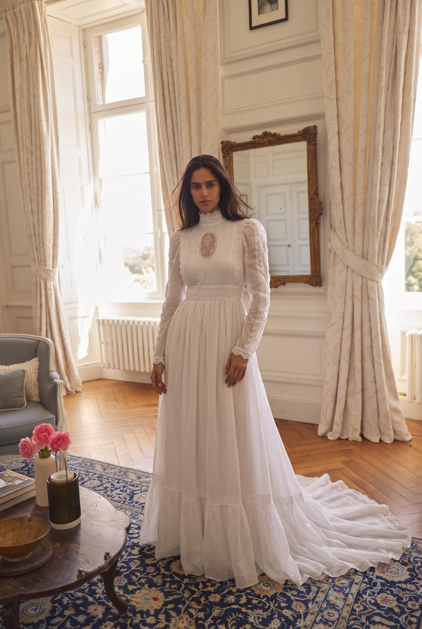 victorian ball gown - WonderlandByLilian