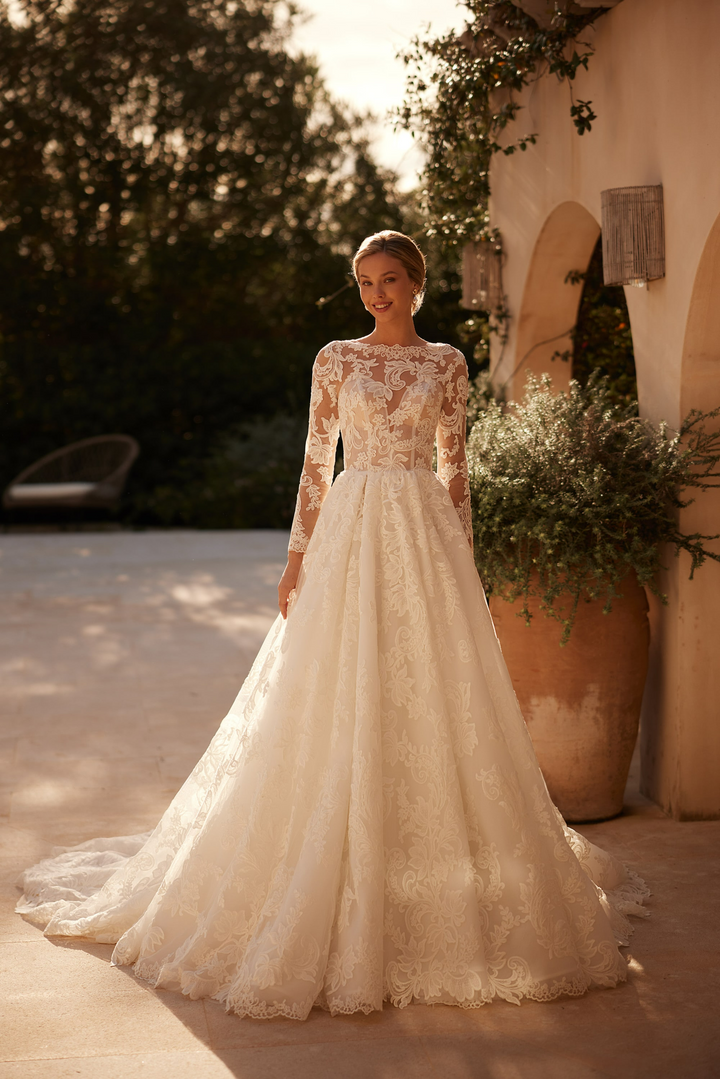 Long Sleeve Wedding Dress with Illusion Lace Bodice – Vintage Ball Gown Wedding Dress with Crew Neckline Plus Size