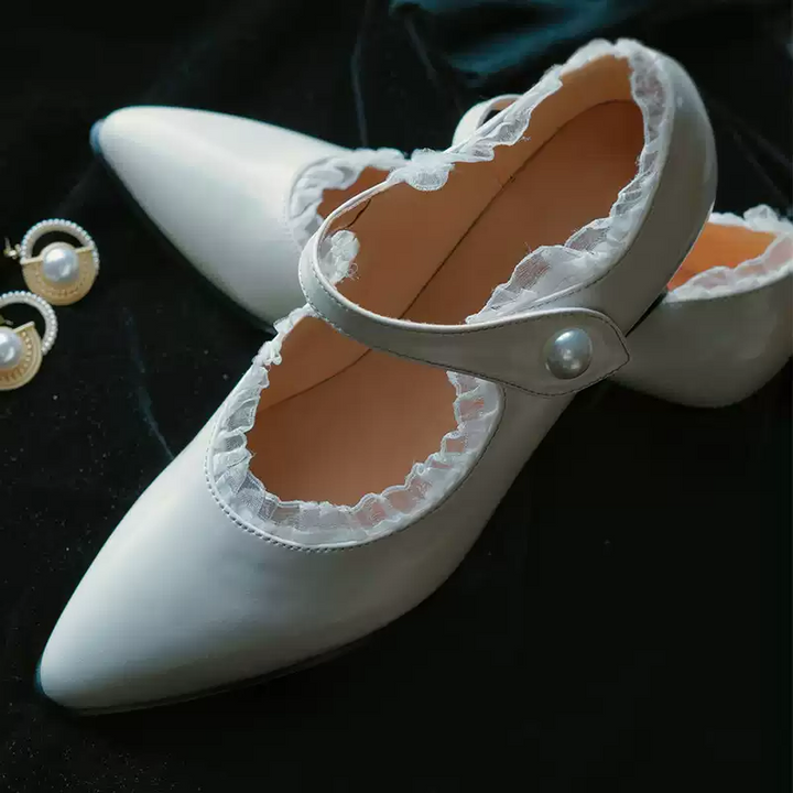 “Pearl Reverie” – Handmade Vintage Lace-Trimmed Mary Jane Shoes in Cowhide Leather