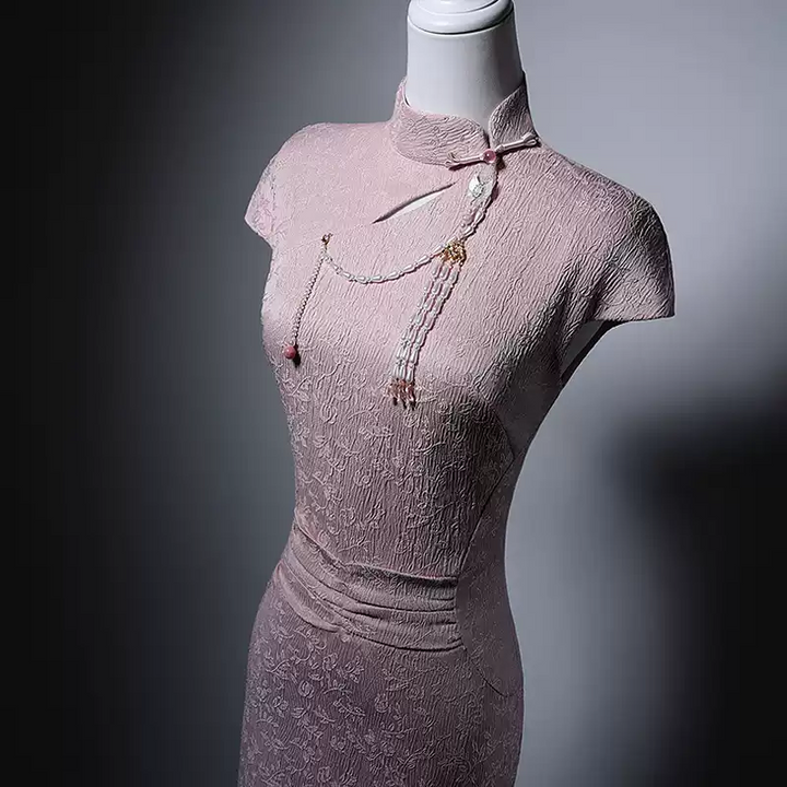 Pink Designer Cheongsam Dress with Cap Sleeves – Elegant Embroidered Qipao with High Collar and Pearl Chain Details Plus Size