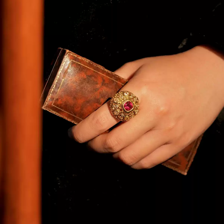 Crown of Scarlet – Vintage Red Gemstone Dome Ring – Game of Thrones