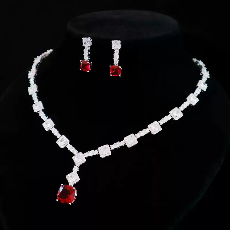 Vintage-Inspired Diamond and Zircon Necklace and Earrings Jewelry Set