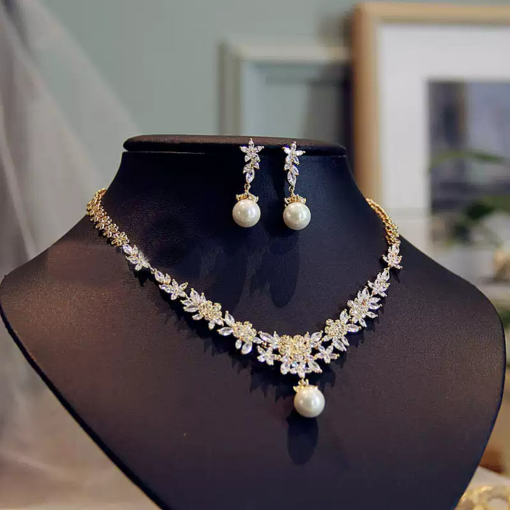 Golden Lilydrop – Pearl & Crystal Leaf Bridal Necklace & Earrings Set