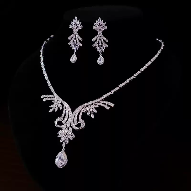 Vintage-Inspired Zircon Jewelry Set - Diamond Necklace and Bride Earrings