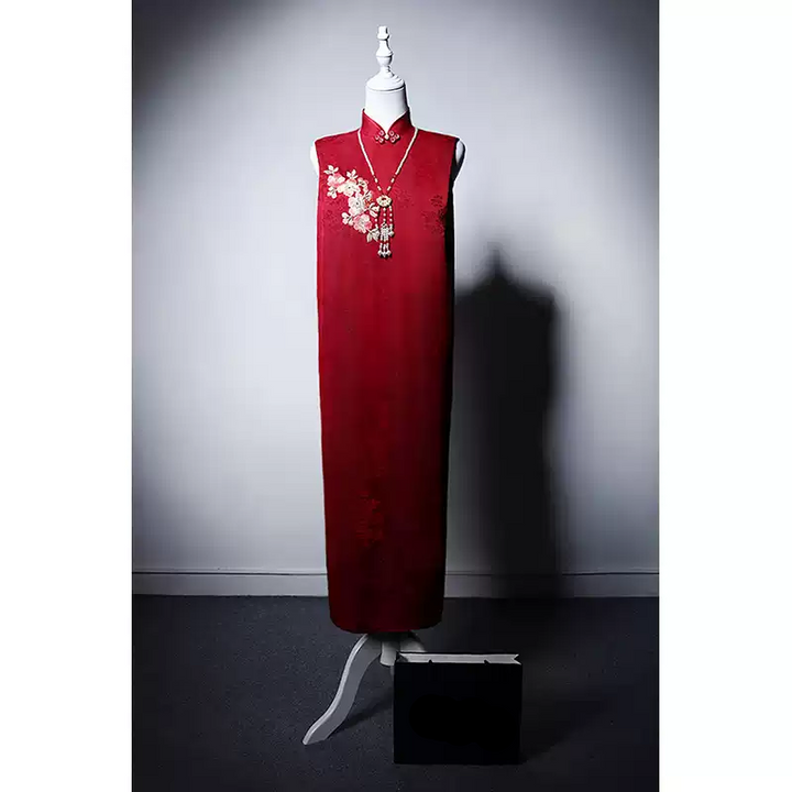 Red Cheongsam Dress with Embroidered Floral Details - Elegant Sleeveless Qipao Gown with High Neck Plus Size