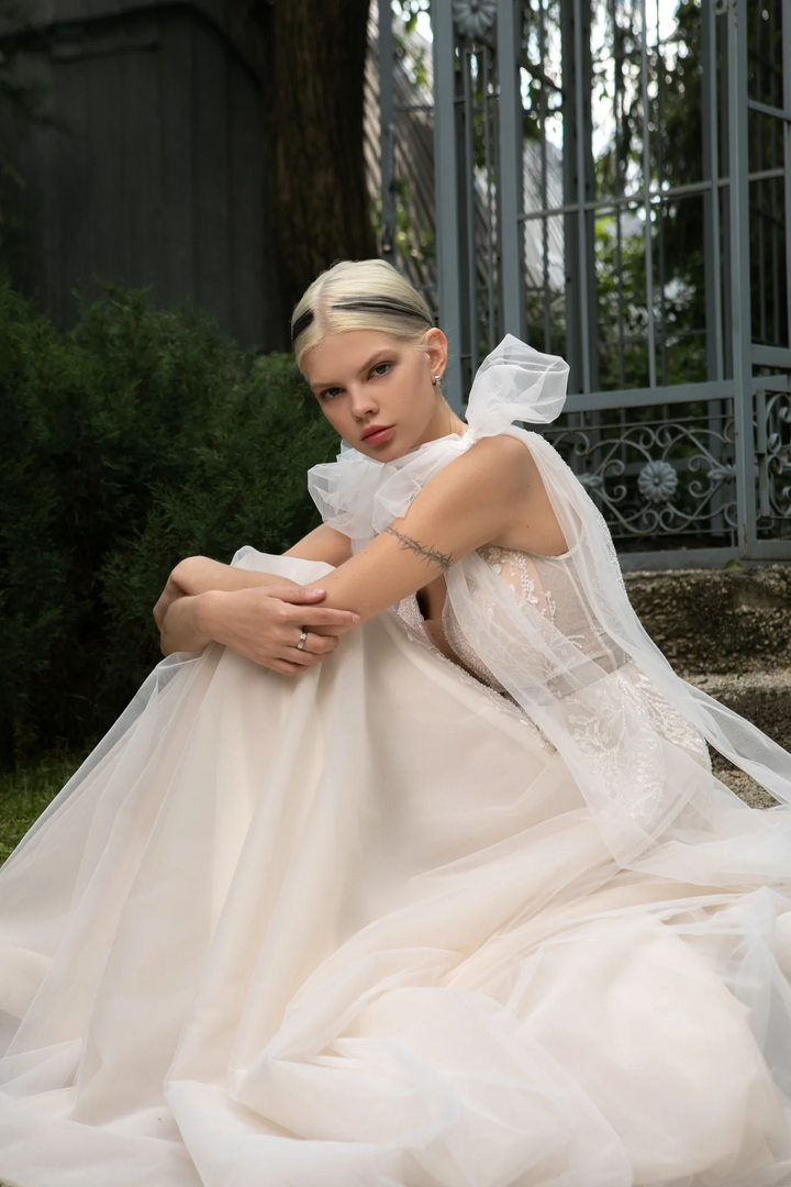 Tulle Wedding Gown with V-Shaped Corset and Floral Lace – Sleeveless Wedding Dress with Train and Convertible Shoulder Bows Plus Size - Milena