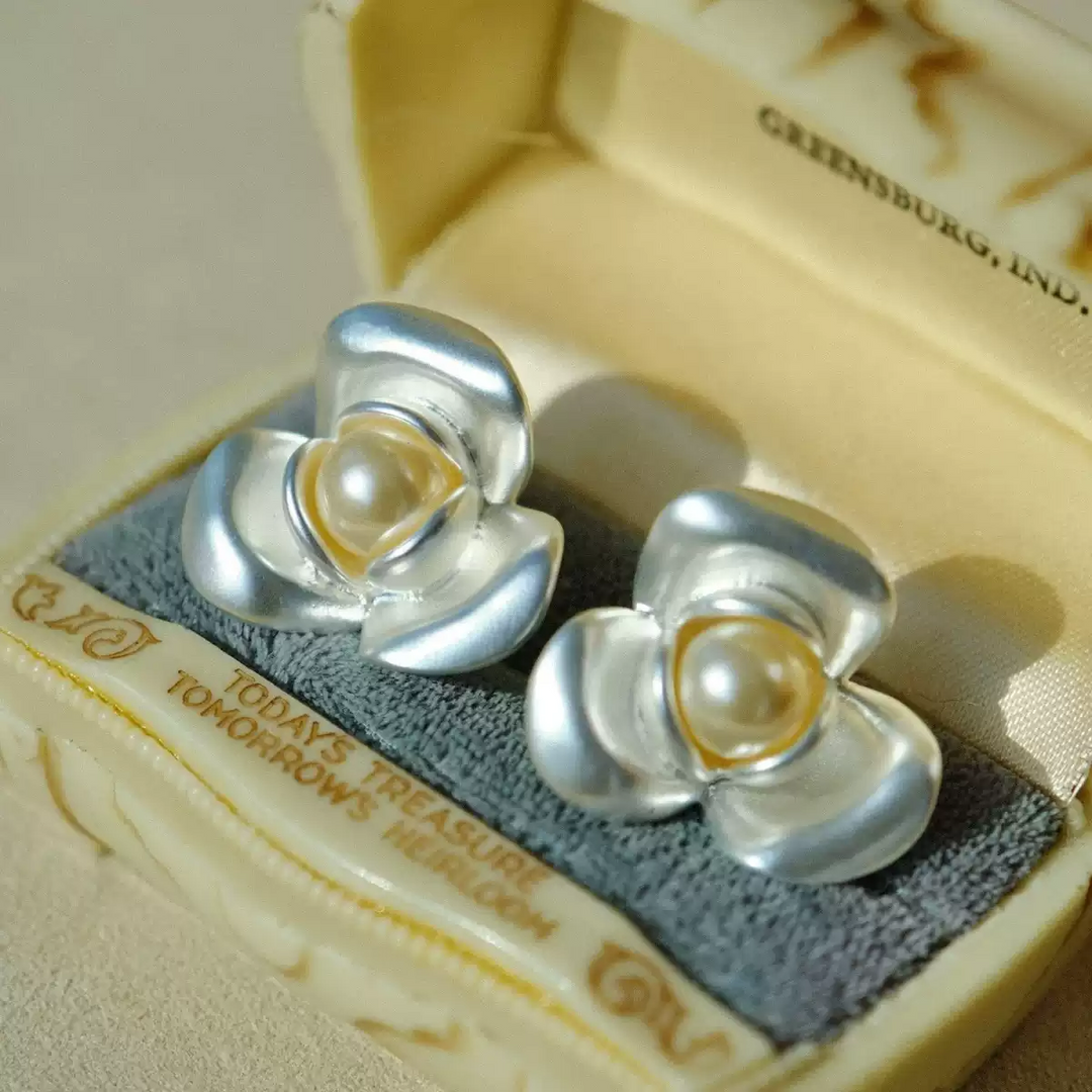 Dew on Petals – Handmade Vintage Pearl Camellia Earrings – Camellia Buds